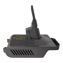 Lade das Bild in den Galerie-Viewer, AEG 18V auf Dyson V8 Batterieadapter