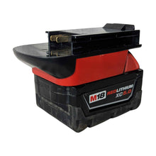 Lade das Bild in den Galerie-Viewer, Milwaukee 18V auf Black & Decker 18V Ni-Cd Akkuadapter