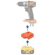 Lade das Bild in den Galerie-Viewer, DeWalt 20V to AEG 18V Battery Adapter
