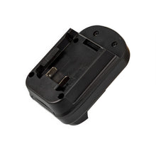 Lade das Bild in den Galerie-Viewer, Milwaukee 18V to DeWalt 12V Battery Adapter
