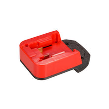 Lade das Bild in den Galerie-Viewer, Milwaukee 18V to Masterforce 20V Battery Adapter

