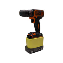 Lade das Bild in den Galerie-Viewer, Ryobi 18V auf Black and Decker 20V Batterieadapter
