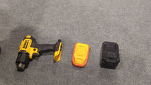 Laden und Abspielen von Videos im Galerie-Viewer, AEG 18V to DeWalt 20V Battery Adapter (ABS)
