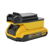 Lade das Bild in den Galerie-Viewer, DeWalt 20V to Black and Decker 20V Battery Adapter

